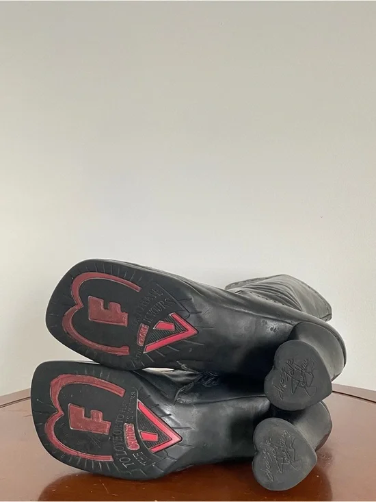 Vintage John Fluevog Hi Choice Vanny Black Leather Heeled Boots - Picture 5 of 10